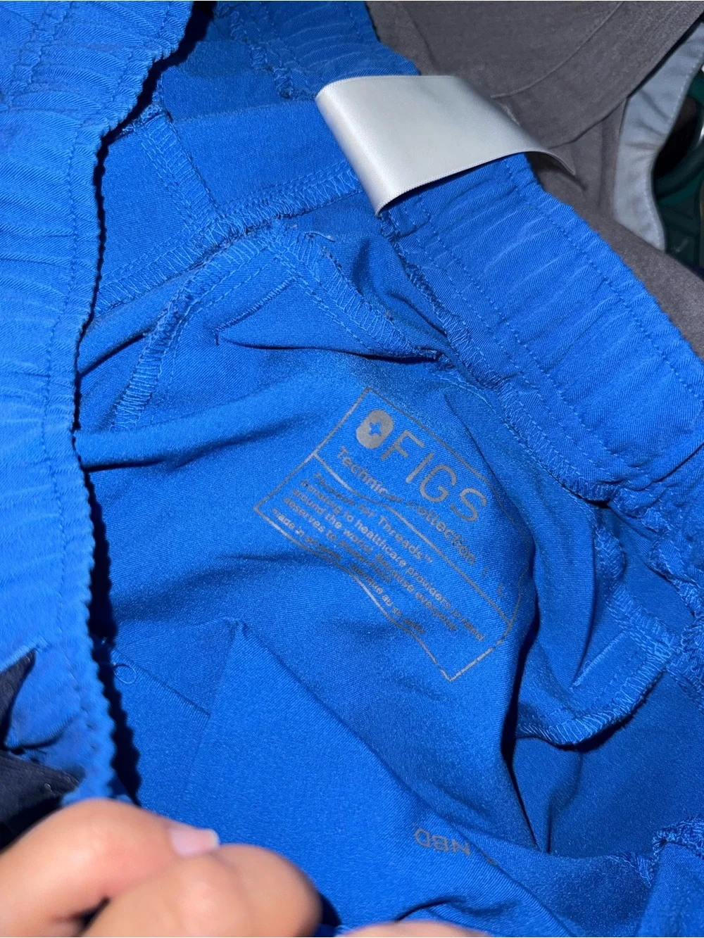 FIGS Men’s Tansen Jogger Scrub Pants L Royal Blue